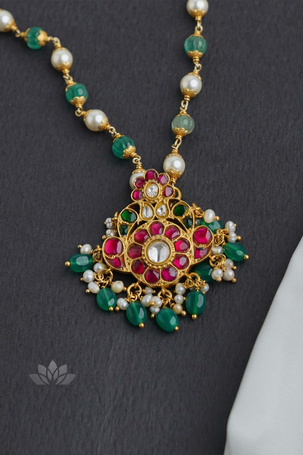 Necklace Lalitha – PRADE JEWELS & DRAPES PRIVATE LIMITED