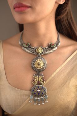 Necklace Raveena