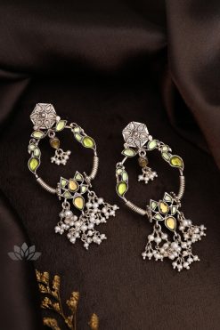 Alternative view of Earrings Mona