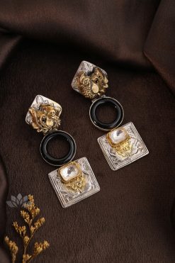 Earrings Shathriya