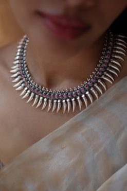 Necklace Vedhya 3