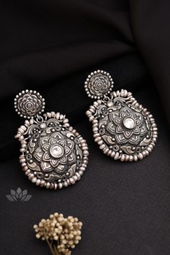 Earrings Hathika