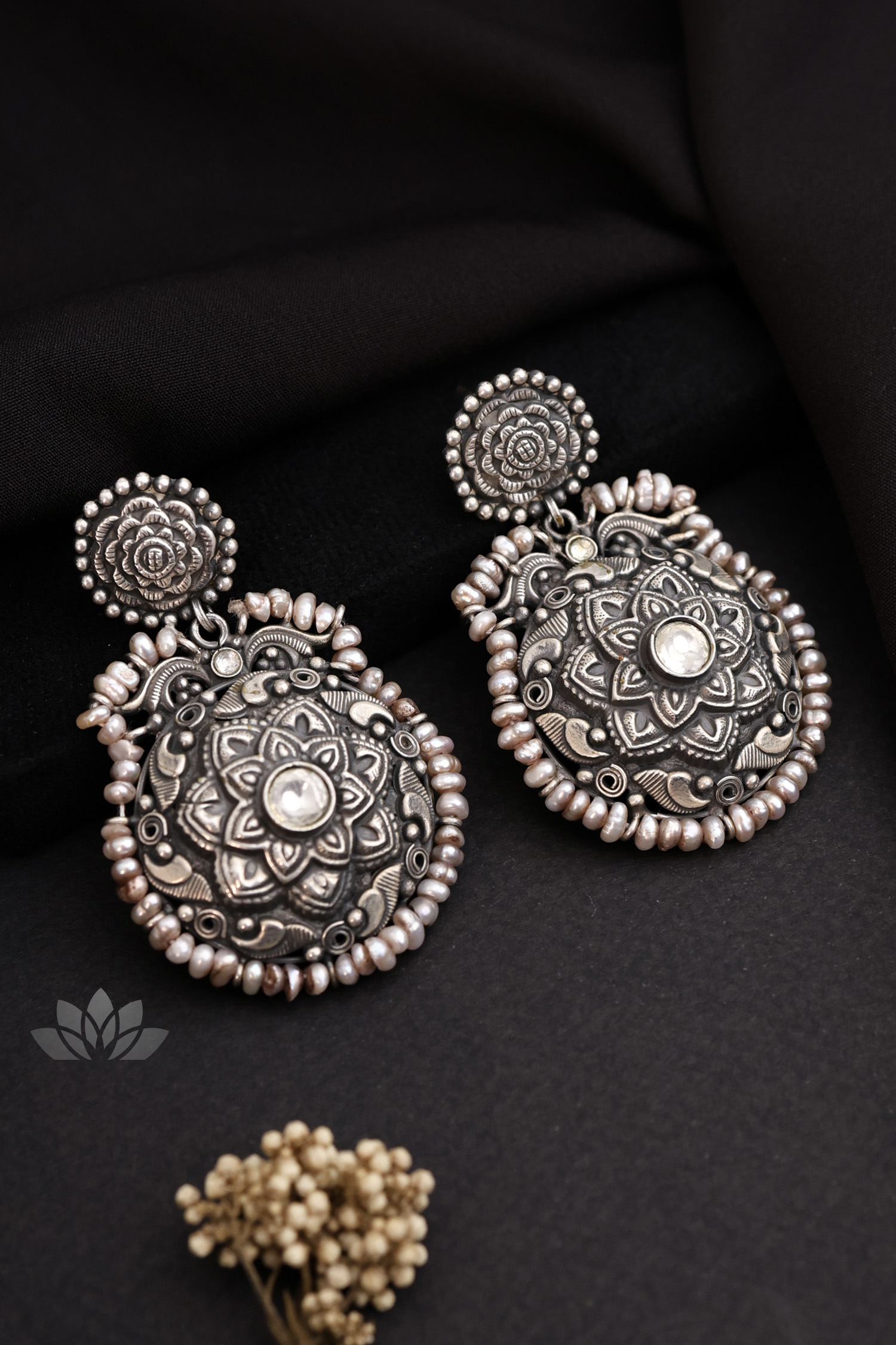 Earrings Hathika