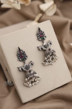 Earrings Shrani