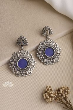Earrings Thiya