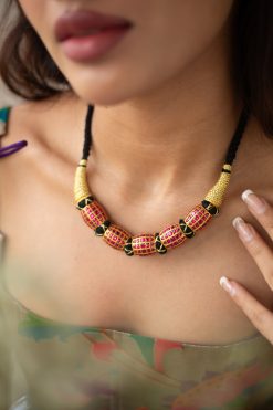 Alternative view of Necklace Shethra