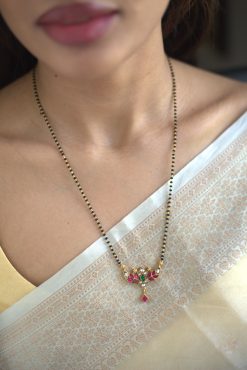 Necklace Suha
