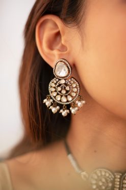 Alternative view of Necklace Kia Set