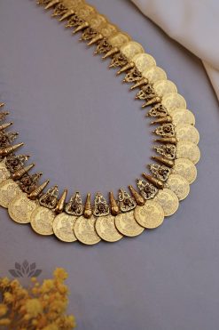 Alternative view of Necklace Raksha