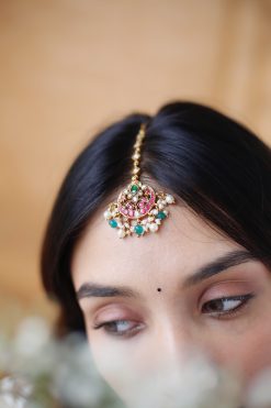 Maang Tikka Style 54