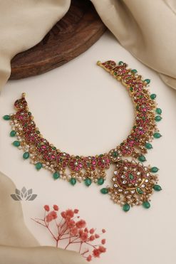 Necklace Amirtha