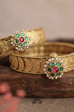 Alternative view of Bangle Lisha