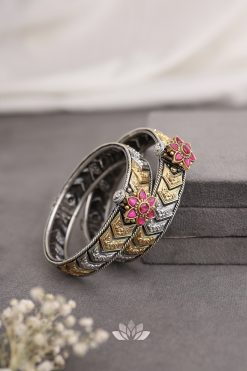 Bangle  Vaishya