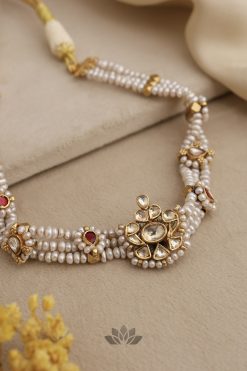 Alternative view of Necklace Prisha