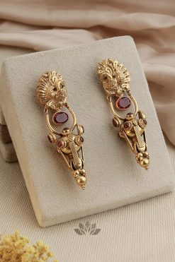 Earrings Manitha