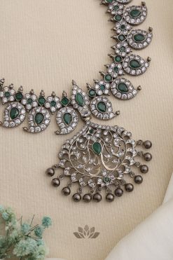 Alternative view of Necklace Aadhya