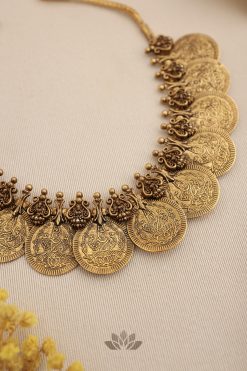 Alternative view of Necklace Aurora