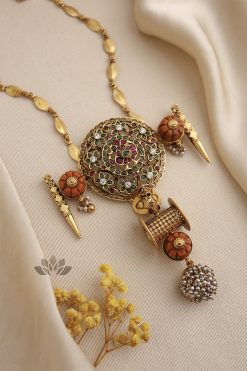Alternative view of Necklace Jeevitha
