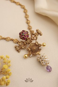 Alternative view of Necklace Jeyshree