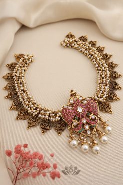 Necklace Prathiba