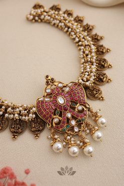 Alternative view of Necklace Prathiba